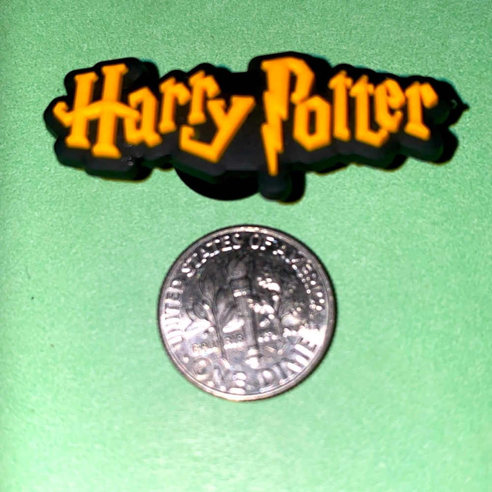 (10 for $15) Harry Potter the movie Croc Charms